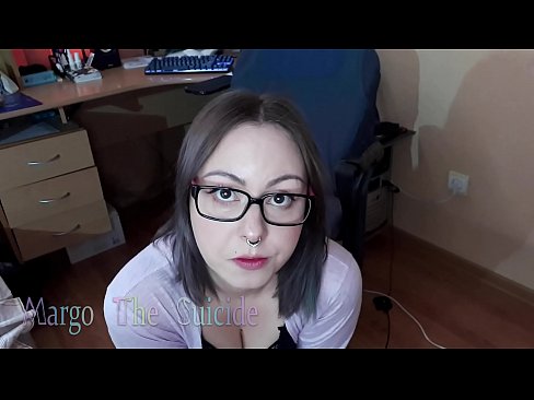 ❤️ Сэксуальная дзяўчына ў акулярах глыбока адсмоктвае фалаімітатар на камеру ❤️ Порна fb на be.klassikaprint.ru ☑